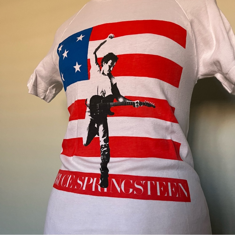 Vintage Bruce Springsteen Graphic Tee (Fits like Small) - Picture 7 of 9